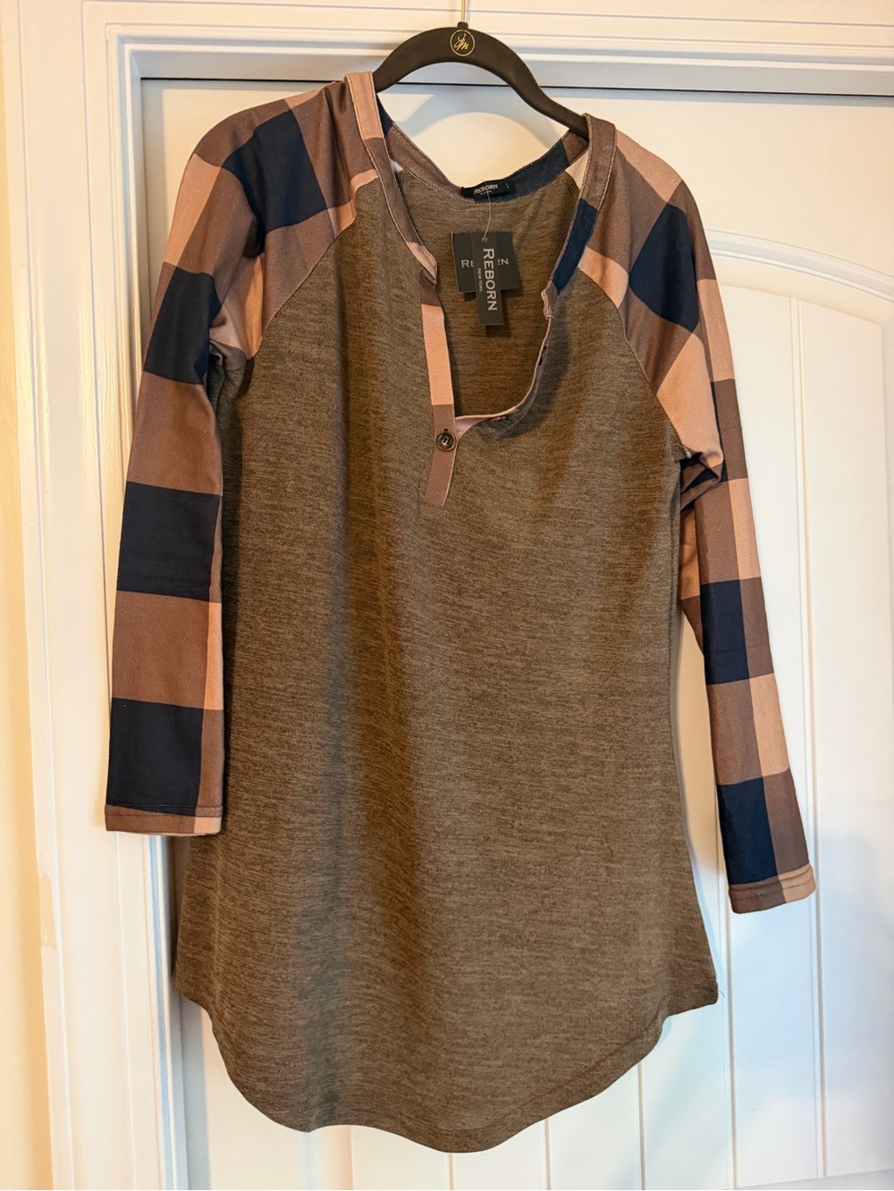 Reborn women’s brown black check sz Large shirt
